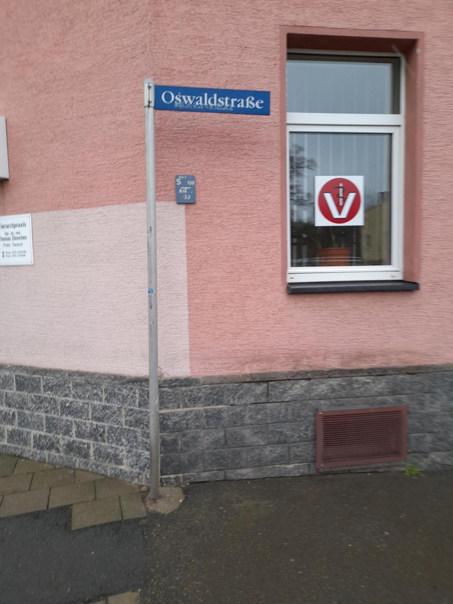 Kleine Wohnung Fuer Monteure Und Dienstreisen Zwickau Ngoại thất bức ảnh
