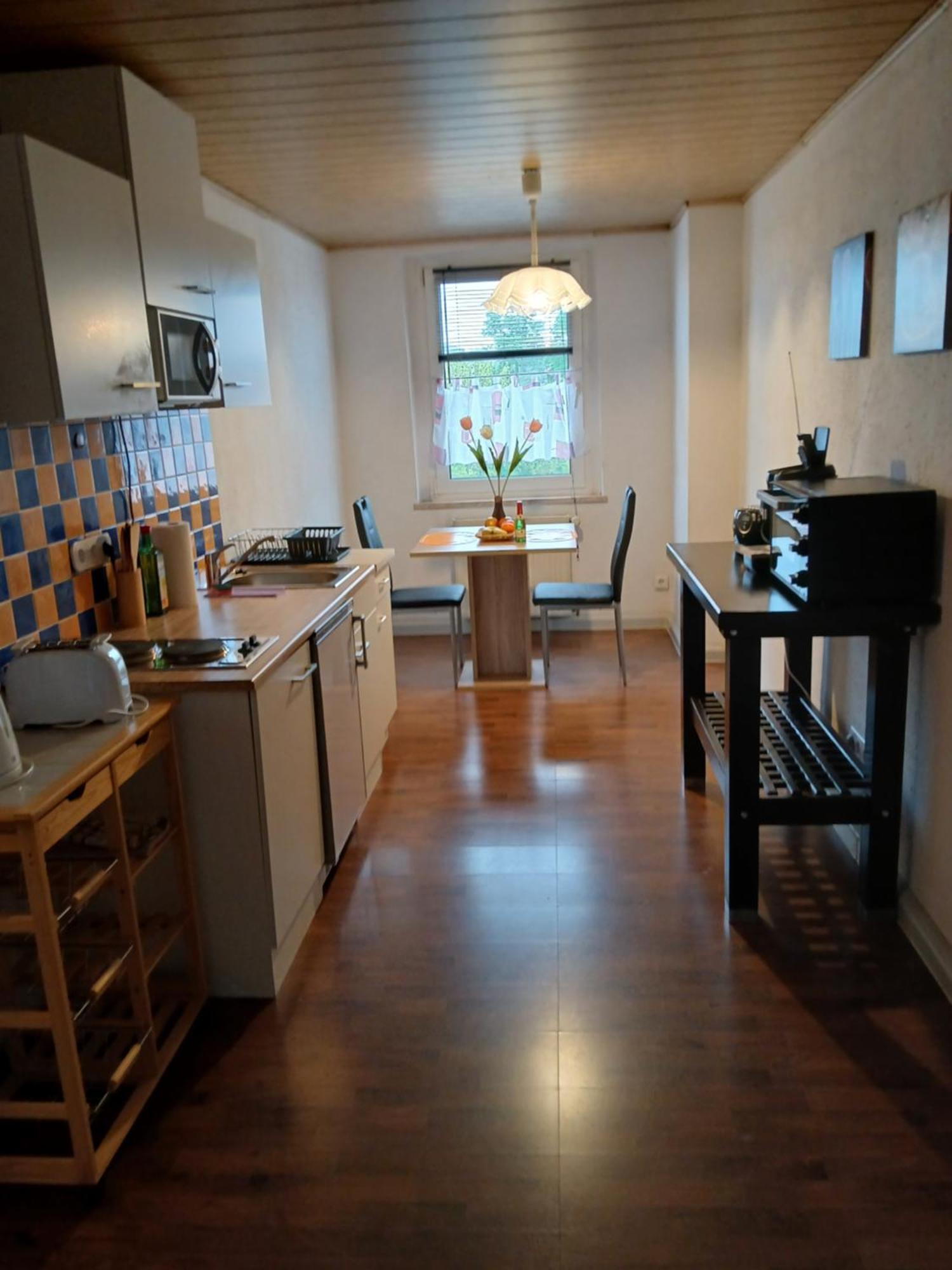 Kleine Wohnung Fuer Monteure Und Dienstreisen Zwickau Ngoại thất bức ảnh
